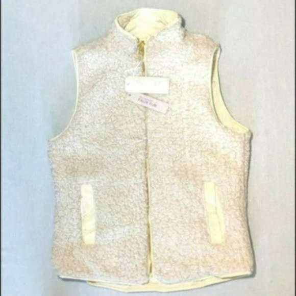 🆕Quilted Vest - Reversible Sherpa Vest - Picture 2 of 5